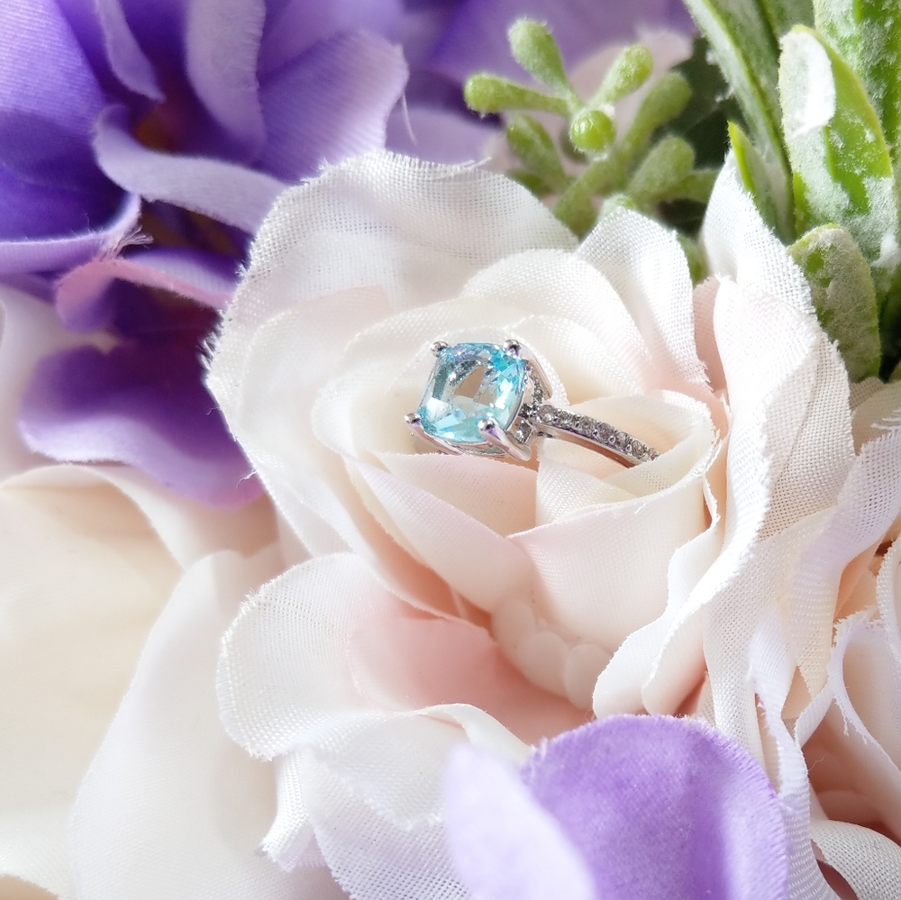 💎NEW💎 DAINTY AQUAMARINE RING - Picture 4 of 11